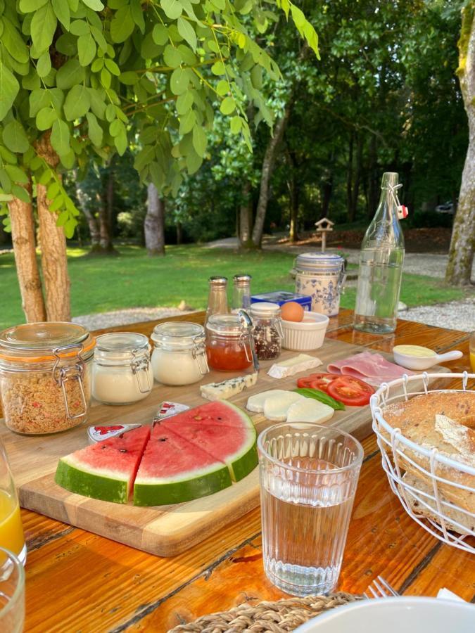 Domaine La Rose Bed & Breakfast Caylus Exterior foto